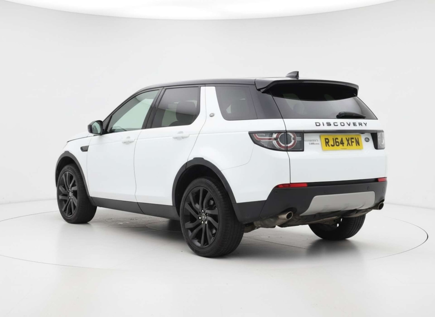 Used Land Rover Discovery Sport 2015 for sale - 78198809: Photo 3