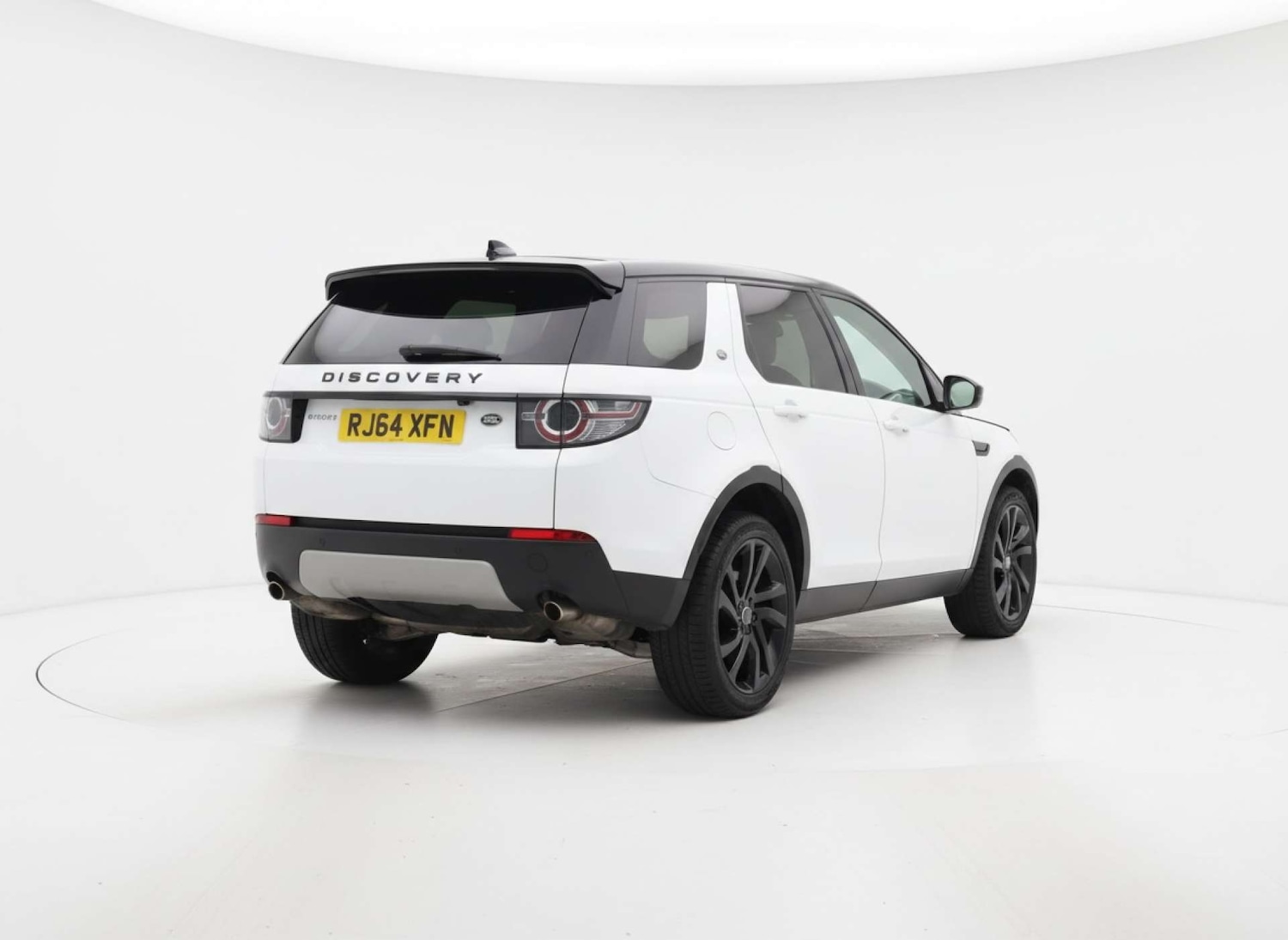 Used Land Rover Discovery Sport 2015 for sale - 78198809: Photo 4