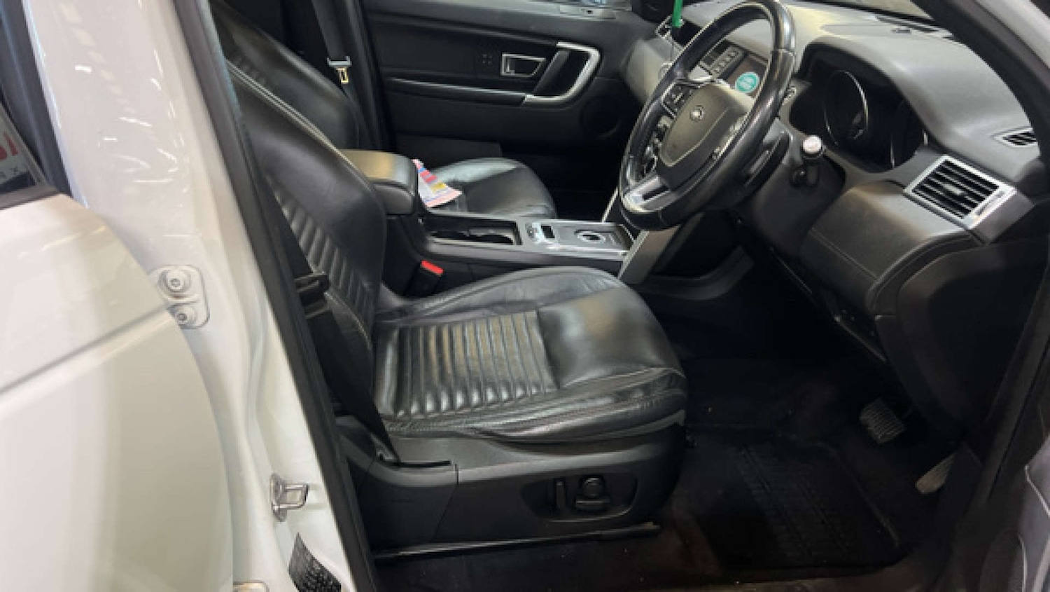 Used Land Rover Discovery Sport 2015 for sale - 78198809: Photo 5