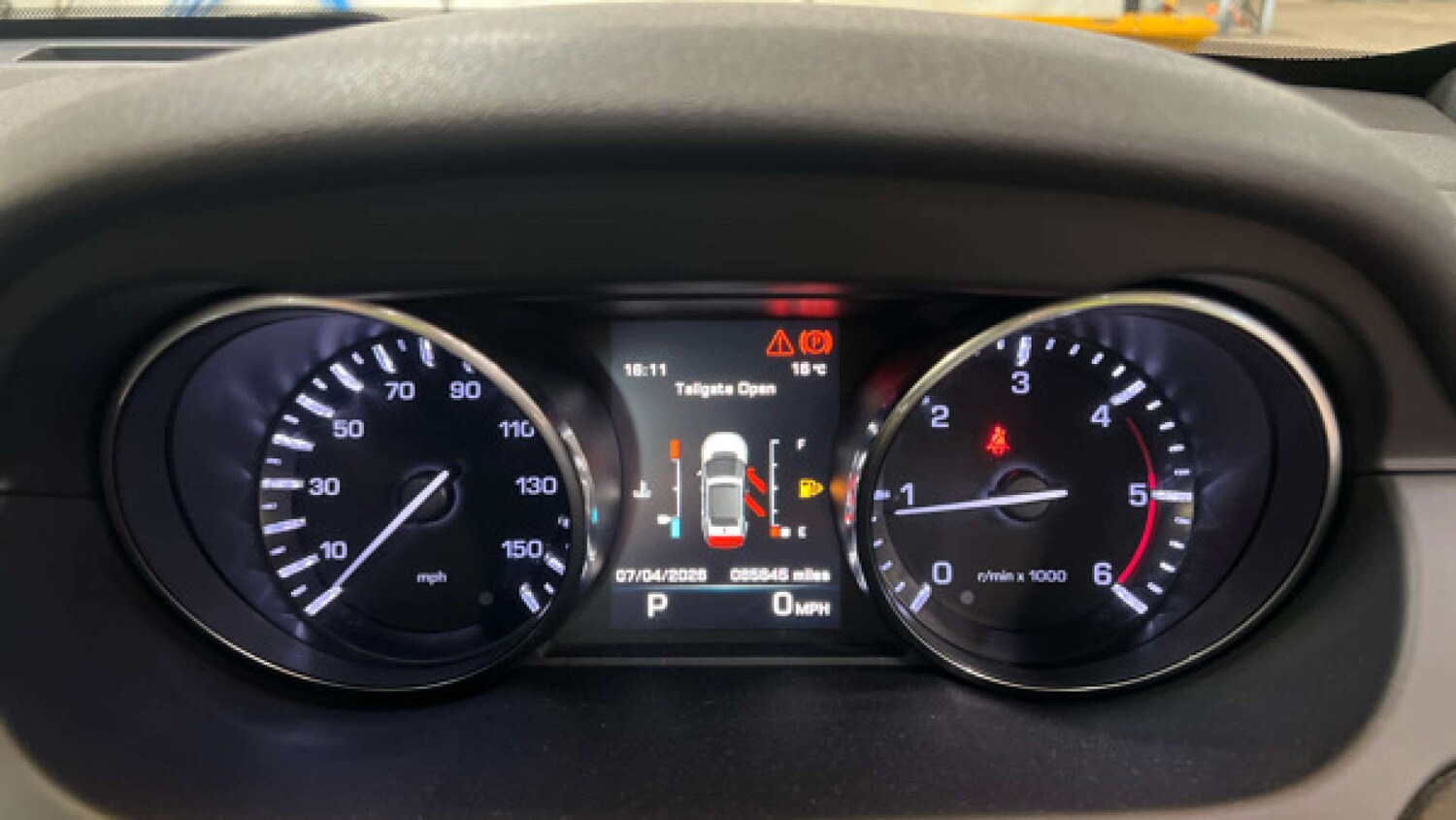 Used Land Rover Discovery Sport 2015 for sale - 78198809: Photo 8