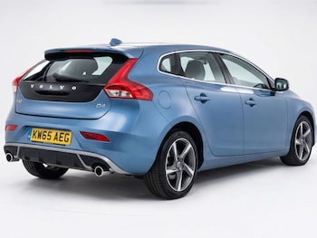 Used Volvo V40 2016 for sale - 79127213: Photo
