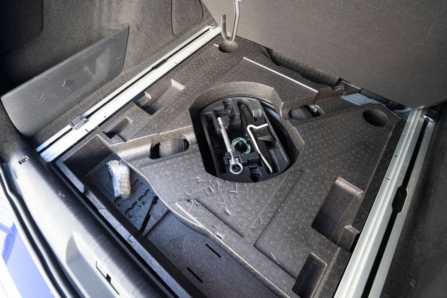 Used Peugeot 308 2016 for sale - 77025218: Photo 28