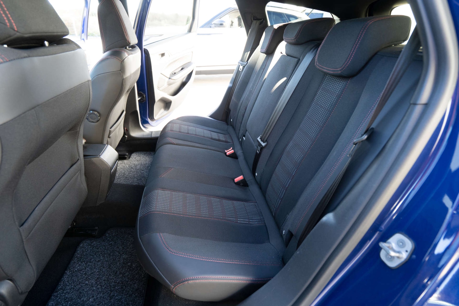 Used Peugeot 308 2016 for sale - 77025218: Photo 8