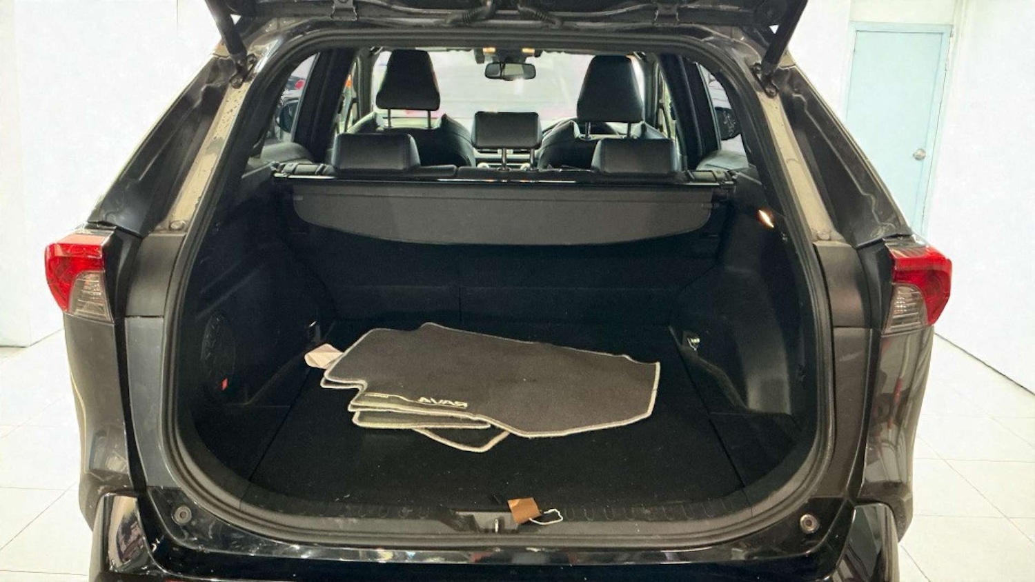 Used Toyota RAV4 2019 for sale - 77094195: Photo 15