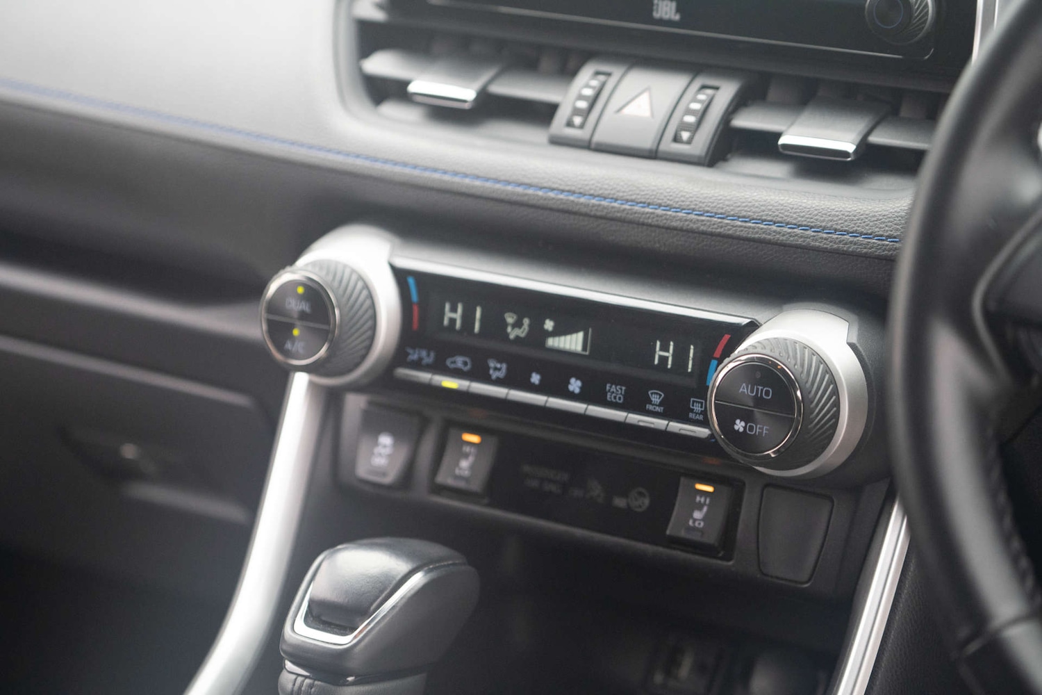 Used Toyota RAV4 2019 for sale - 77094195: Photo 17