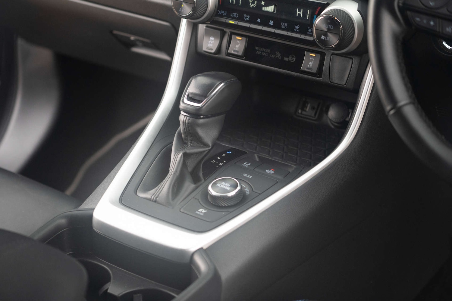 Used Toyota RAV4 2019 for sale - 77094195: Photo 19