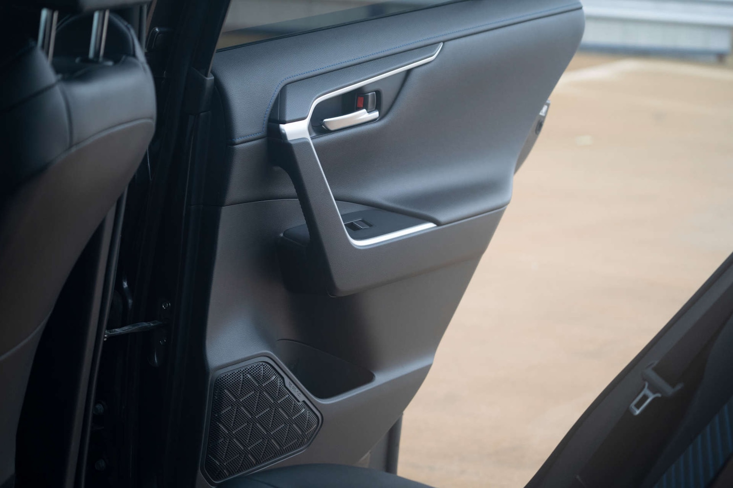 Used Toyota RAV4 2019 for sale - 77094195: Photo 24