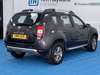 Used Dacia Duster 2016 for sale - 79389894: Photo