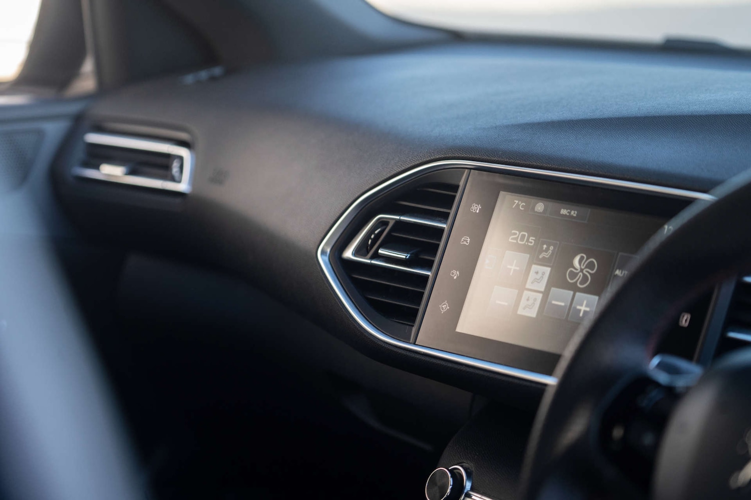 Used Peugeot 308 2016 for sale - 76720222: Photo 16