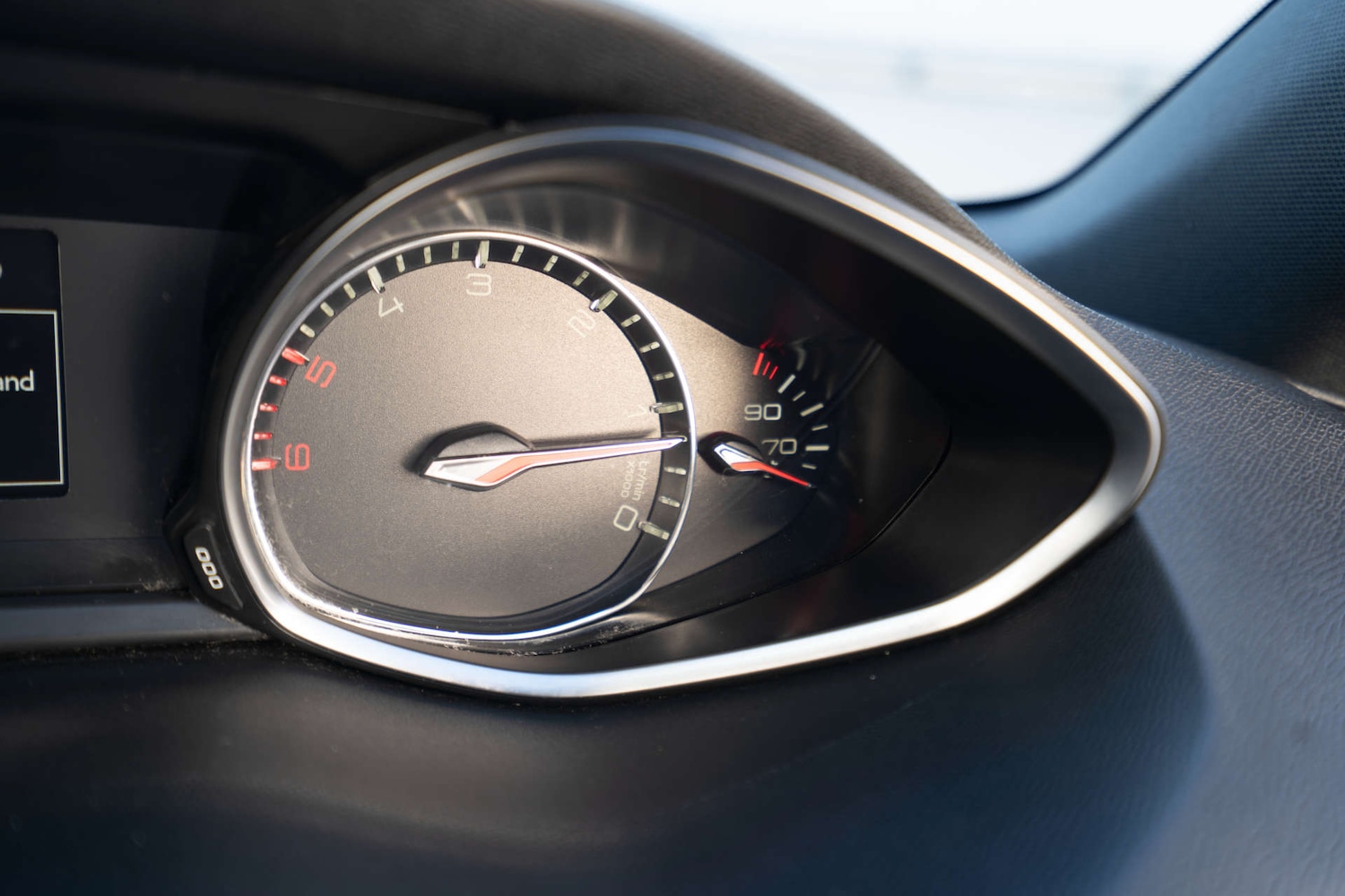 Used Peugeot 308 2016 for sale - 76720222: Photo 31