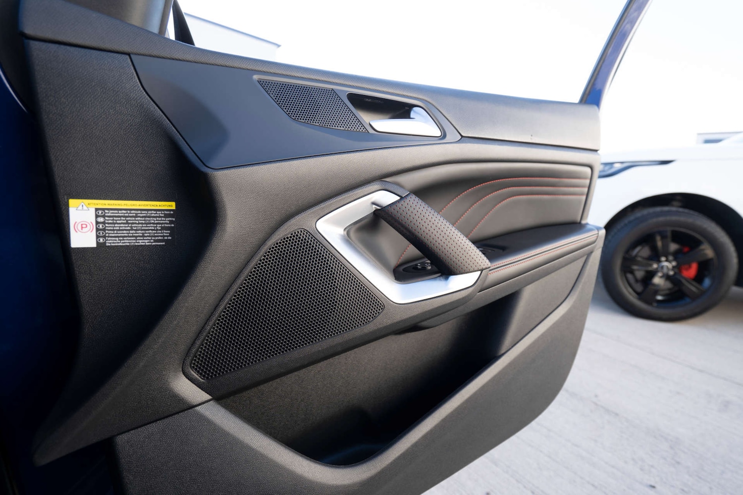 Used Peugeot 308 2016 for sale - 76720222: Photo 42