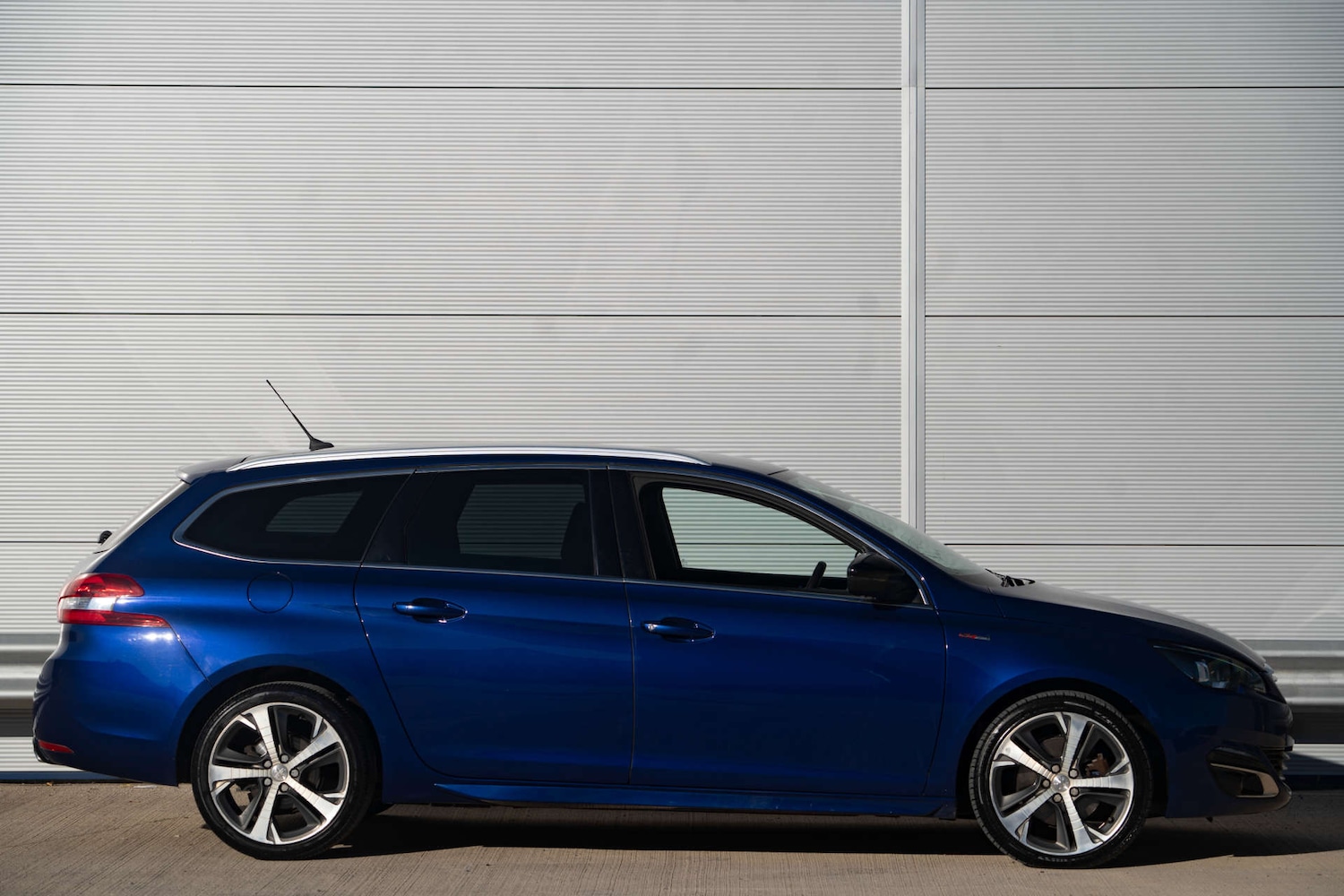 Used Peugeot 308 2016 for sale - 76720222: Photo 49