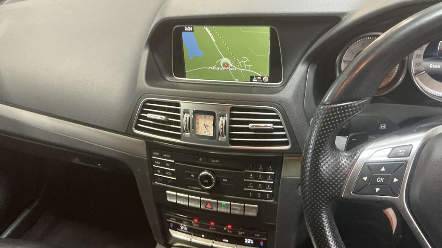 Used Mercedes-Benz E Class 2016 for sale - 77736123: Photo 10