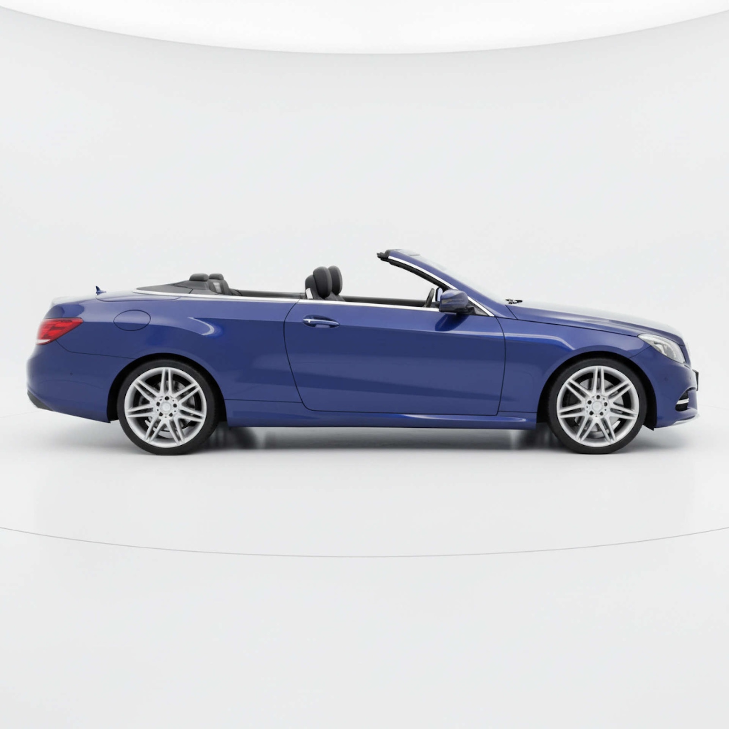 Used Mercedes-Benz E Class 2016 for sale - 77736123: Photo 4