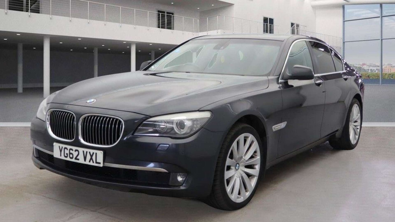 Used BMW 7 Series 2012 for sale - 76720225: Photo 2