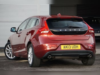 Used Volvo V40 2013 for sale - 78971007: Photo