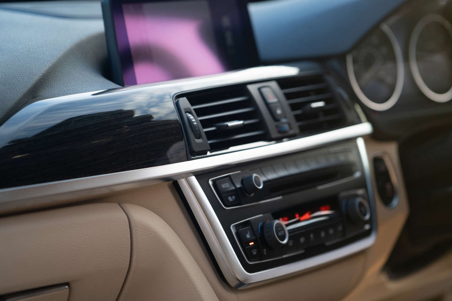 Used BMW 3 Series 2013 for sale - 76720233: Photo 33