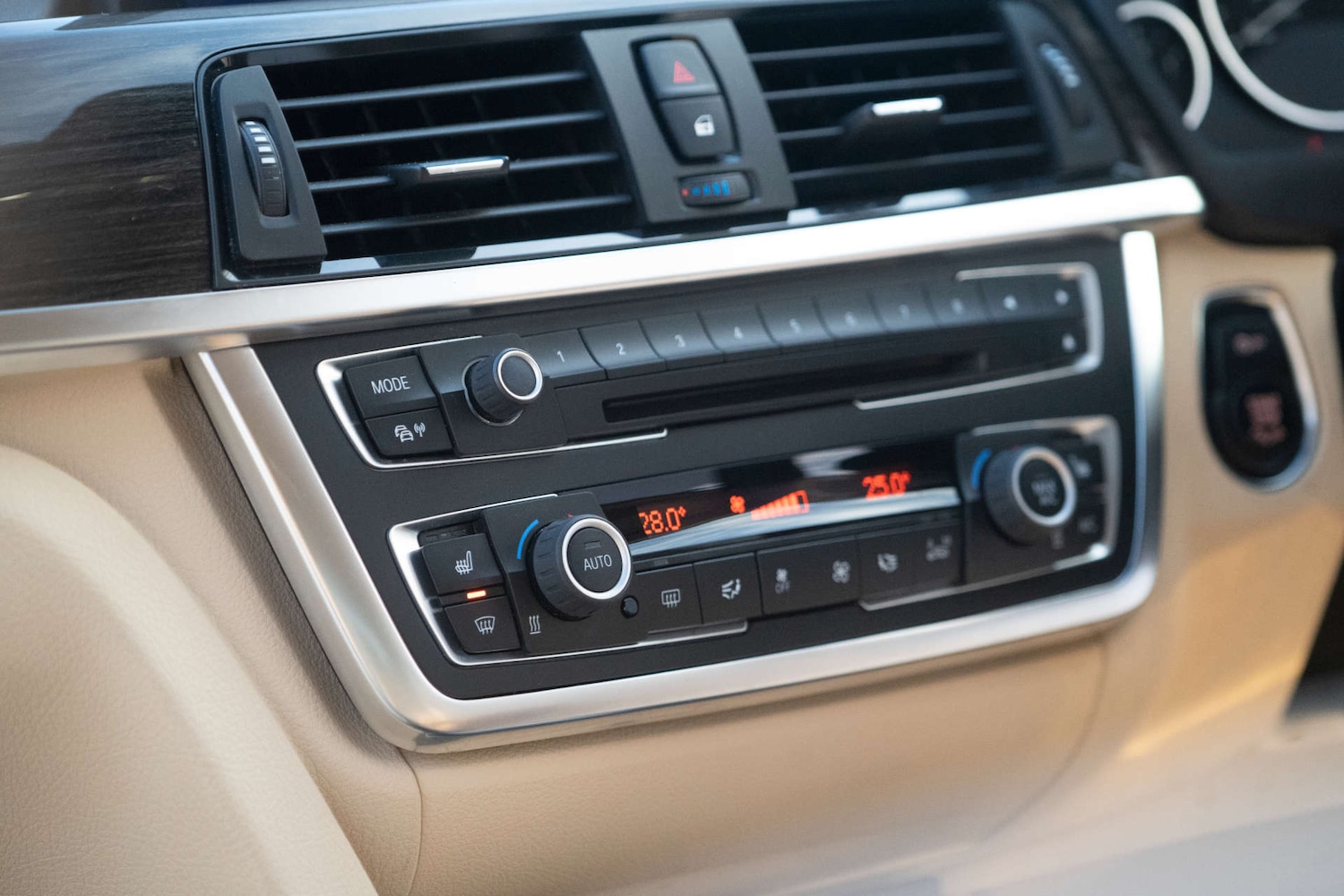 Used BMW 3 Series 2013 for sale - 76720233: Photo 35