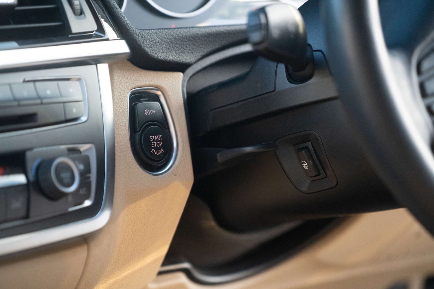 Used BMW 3 Series 2013 for sale - 76720233: Photo 38