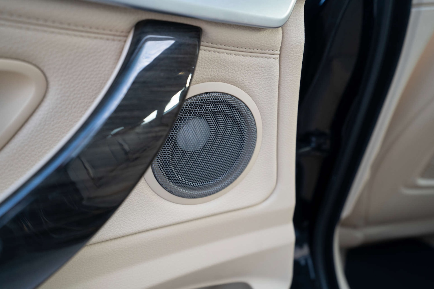 Used BMW 3 Series 2013 for sale - 76720233: Photo 41