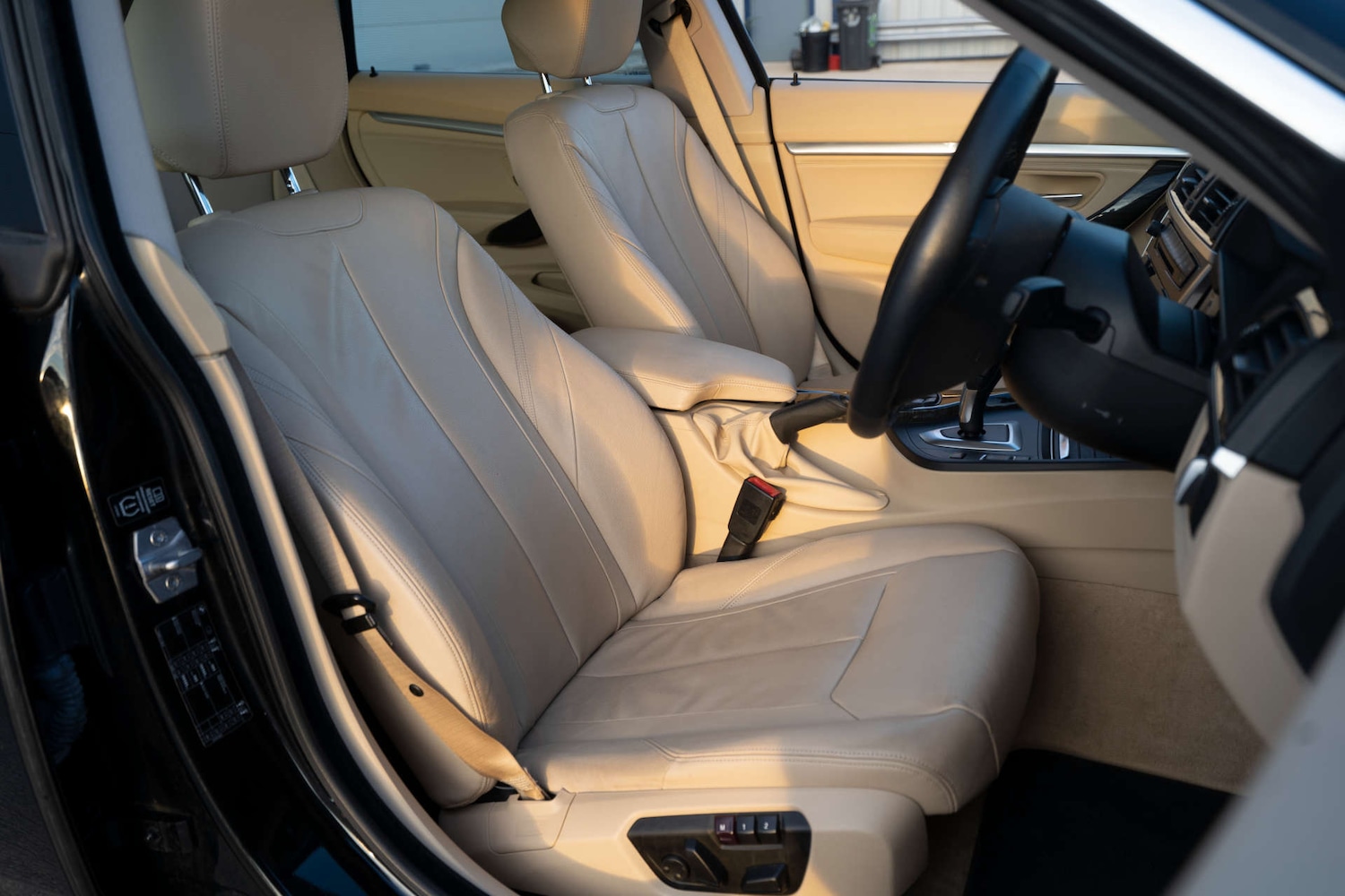 Used BMW 3 Series 2013 for sale - 76720233: Photo 47