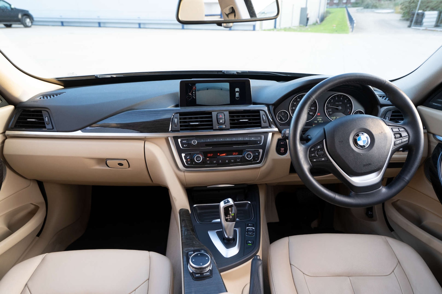 Used BMW 3 Series 2013 for sale - 76720233: Photo 48