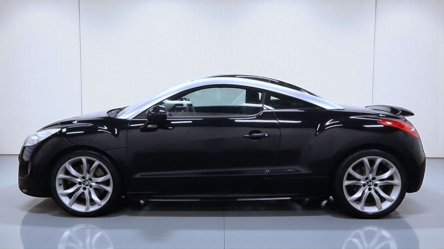 Used Peugeot RCZ 2011 for sale - 77306809: Photo 8