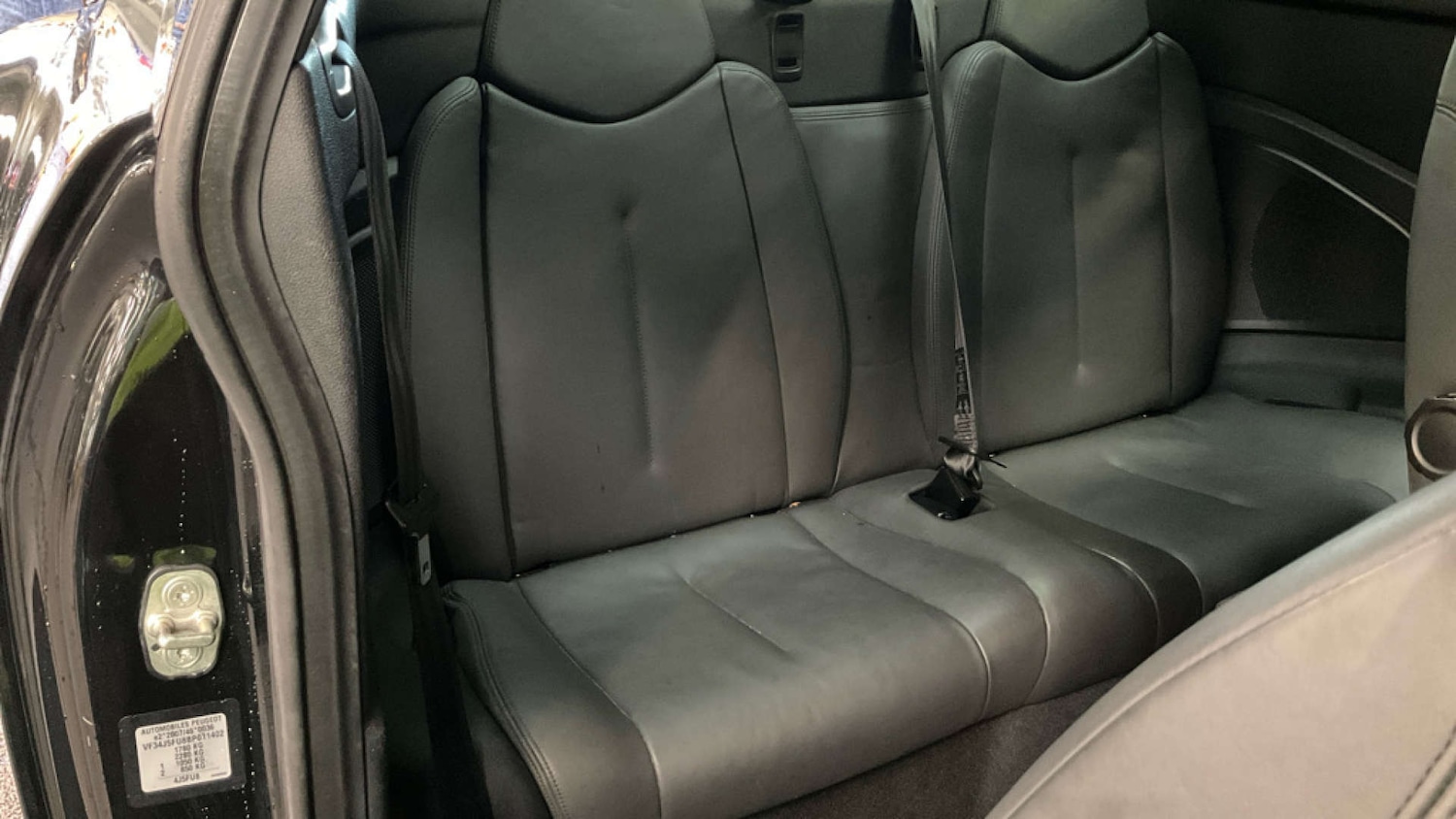 Used Peugeot RCZ 2011 for sale - 77306809: Photo 9