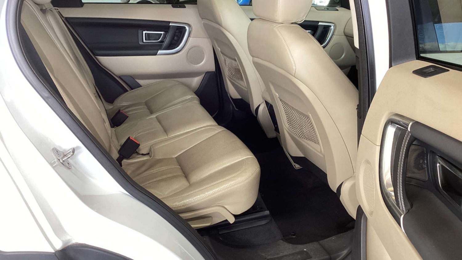 Used Land Rover Discovery Sport 2015 for sale - 78041787: Photo 9