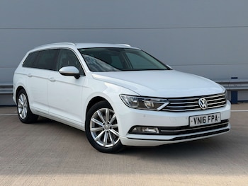 Used Volkswagen Passat 2016 for sale - 78751000: Photo
