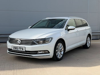 Used Volkswagen Passat 2016 for sale - 78751000: Photo