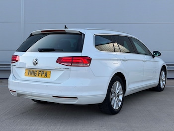 Used Volkswagen Passat 2016 for sale - 78751000: Photo