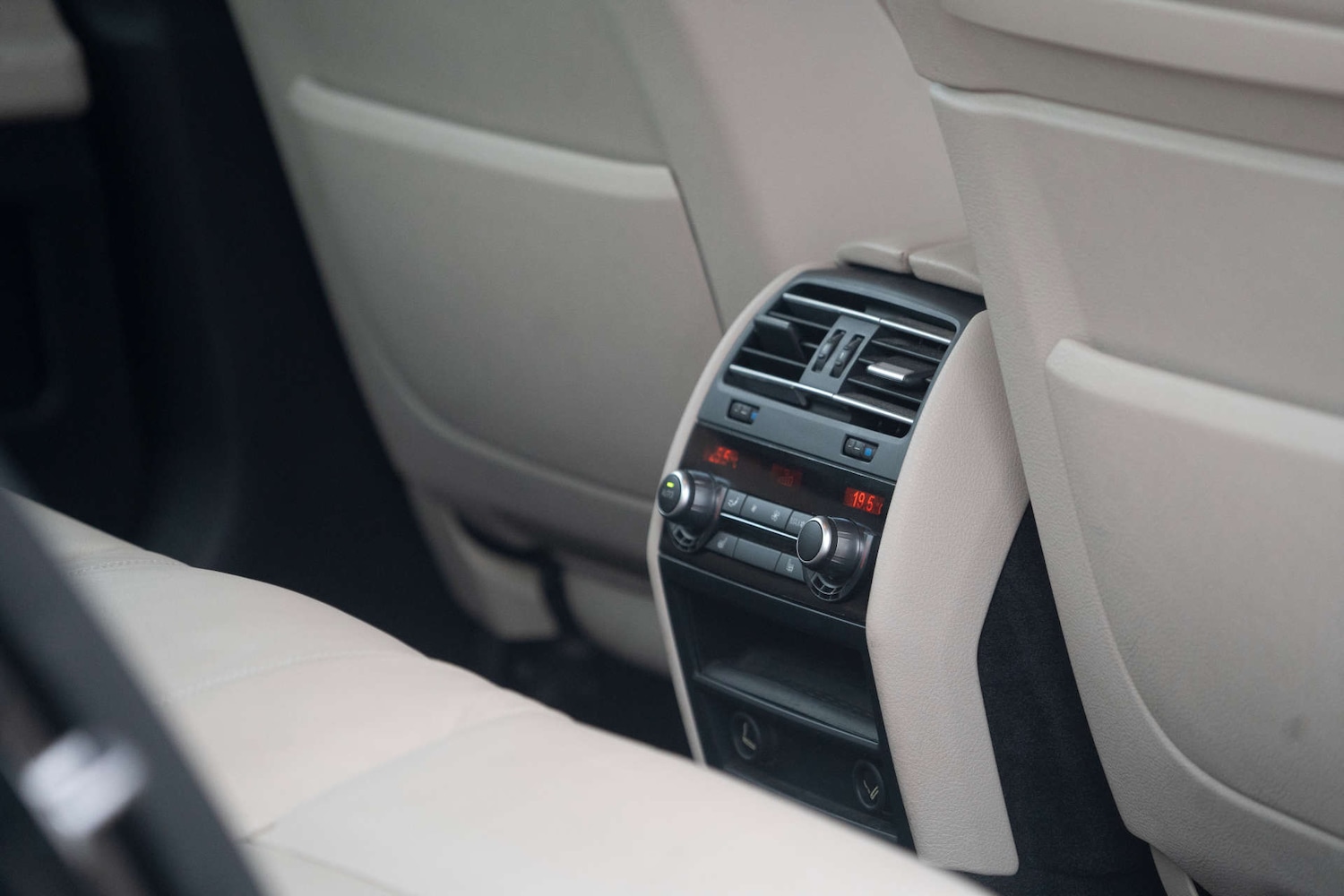 Used BMW 7 Series 2011 for sale - 76720208: Photo 16