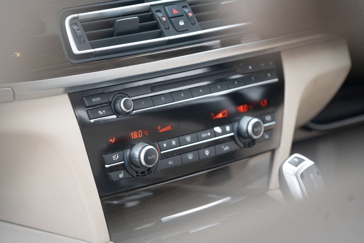 Used BMW 7 Series 2011 for sale - 76720208: Photo 23