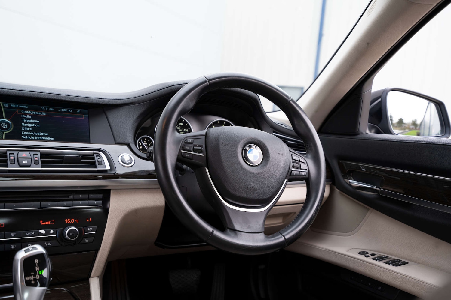 Used BMW 7 Series 2011 for sale - 76720208: Photo 28