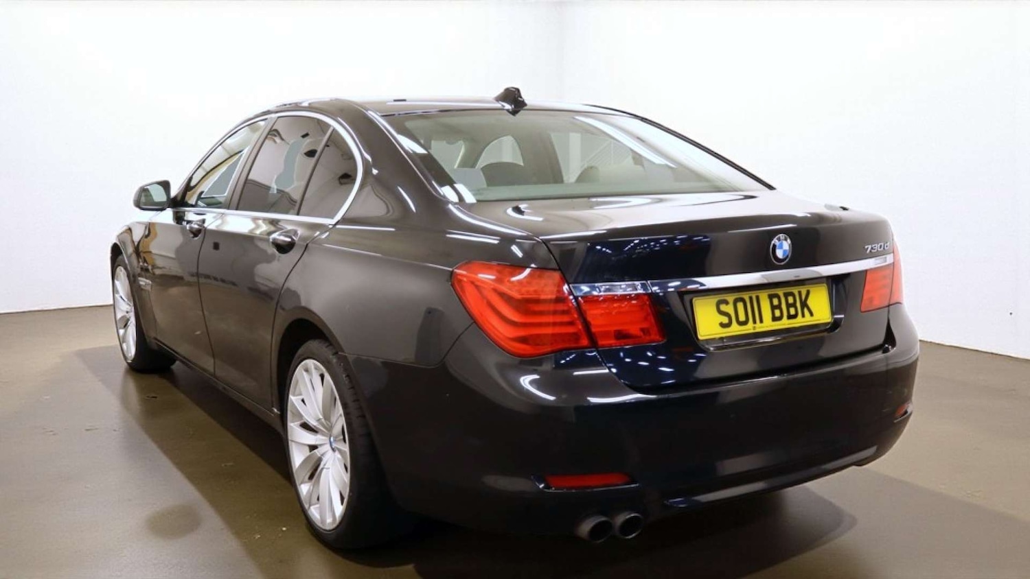 Used BMW 7 Series 2011 for sale - 76720208: Photo 4