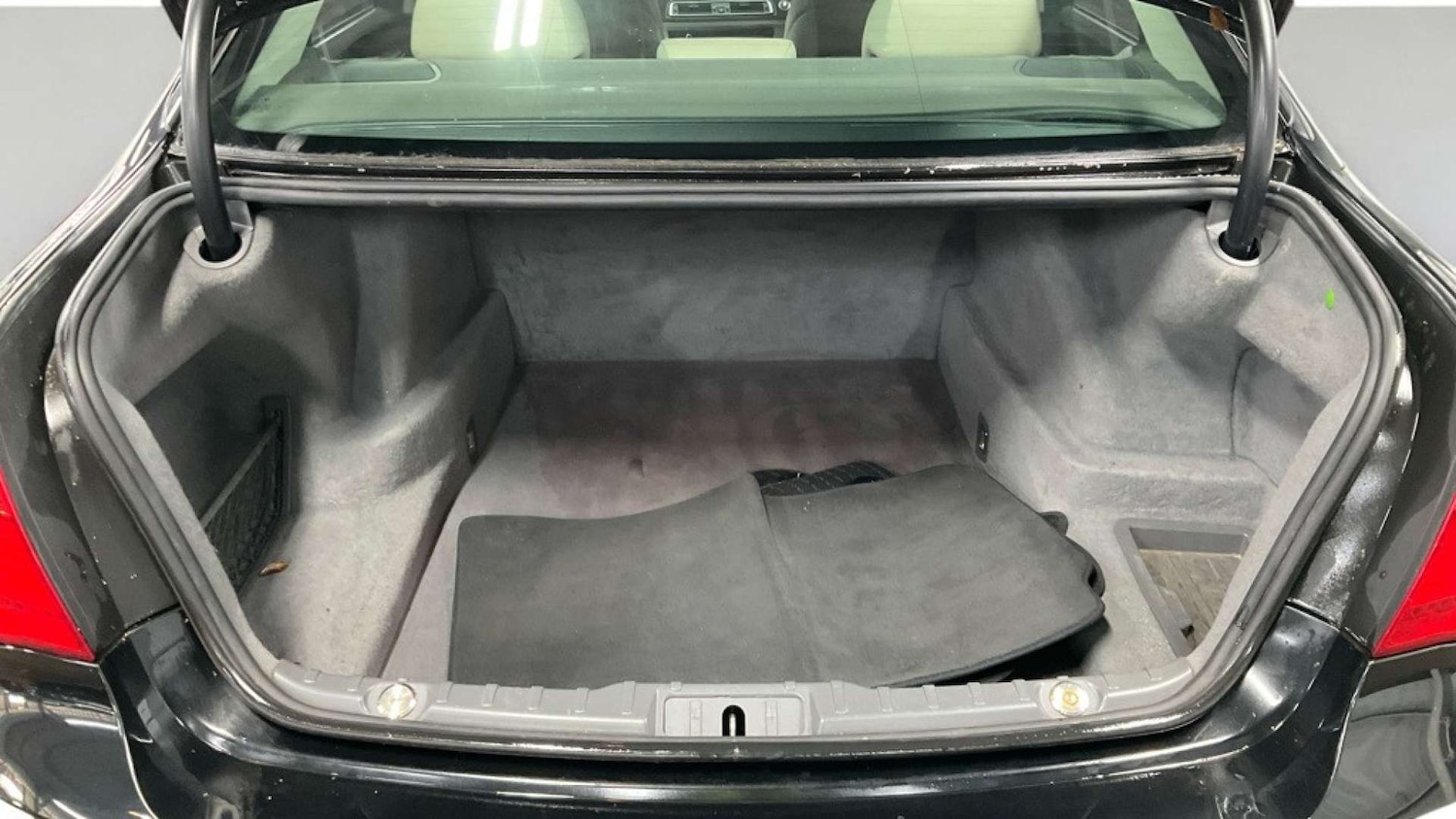 Used BMW 7 Series 2011 for sale - 76720208: Photo 8