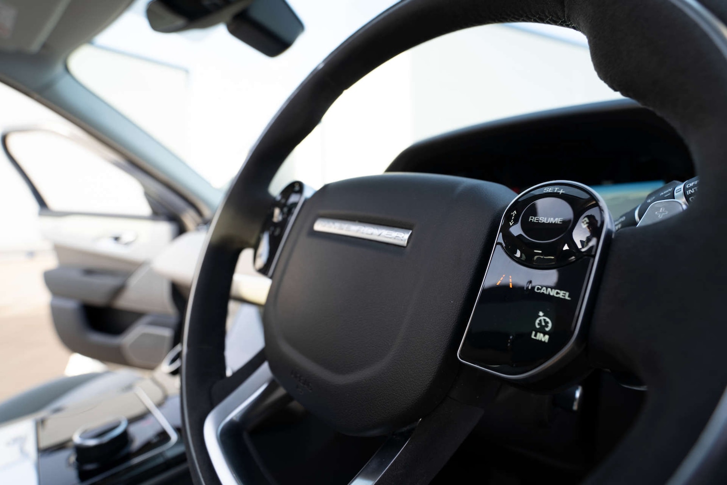 Used Land Rover Range Rover Velar 2017 for sale - 76829756: Photo 48