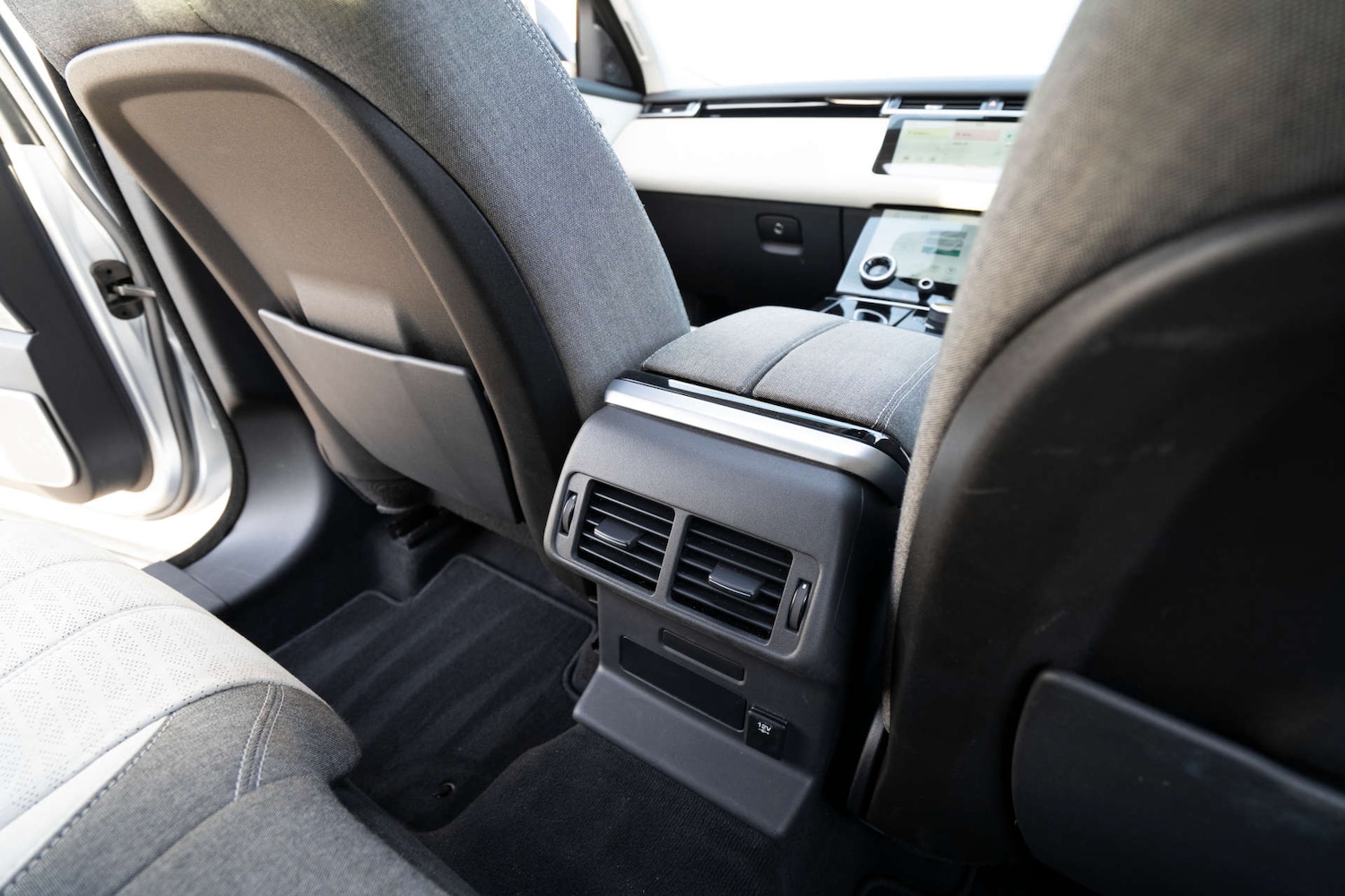 Used Land Rover Range Rover Velar 2017 for sale - 76829756: Photo 56