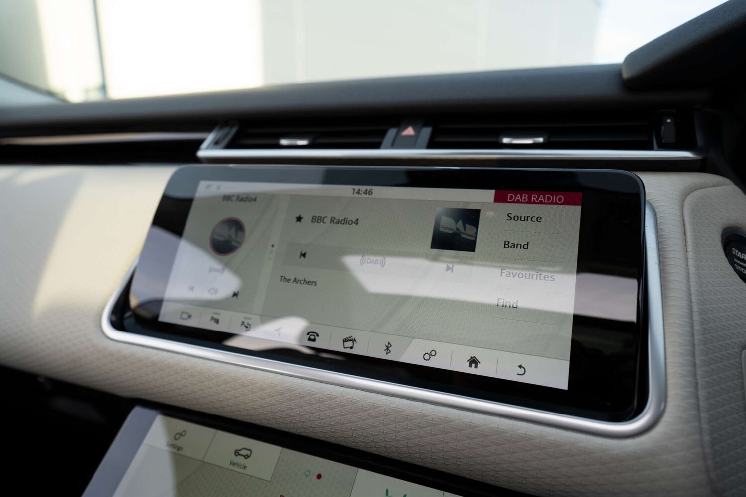 Used Land Rover Range Rover Velar 2017 for sale - 76829756: Photo 64