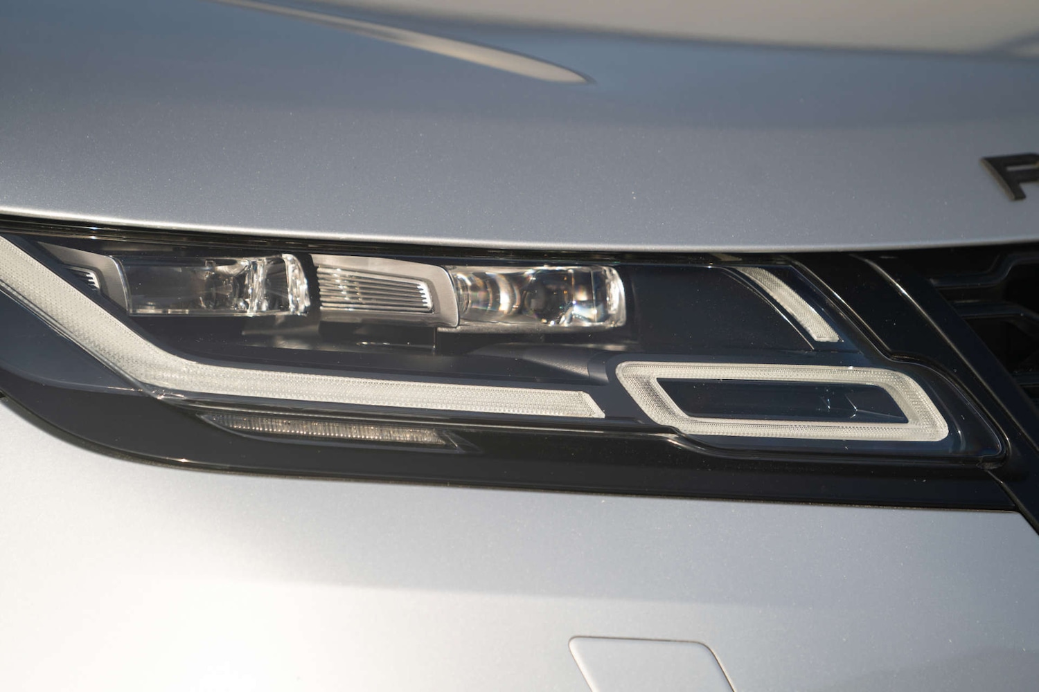 Used Land Rover Range Rover Velar 2017 for sale - 76829756: Photo 74