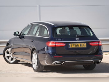 Used Mercedes-Benz E Class 2017 for sale - 78122047: Photo