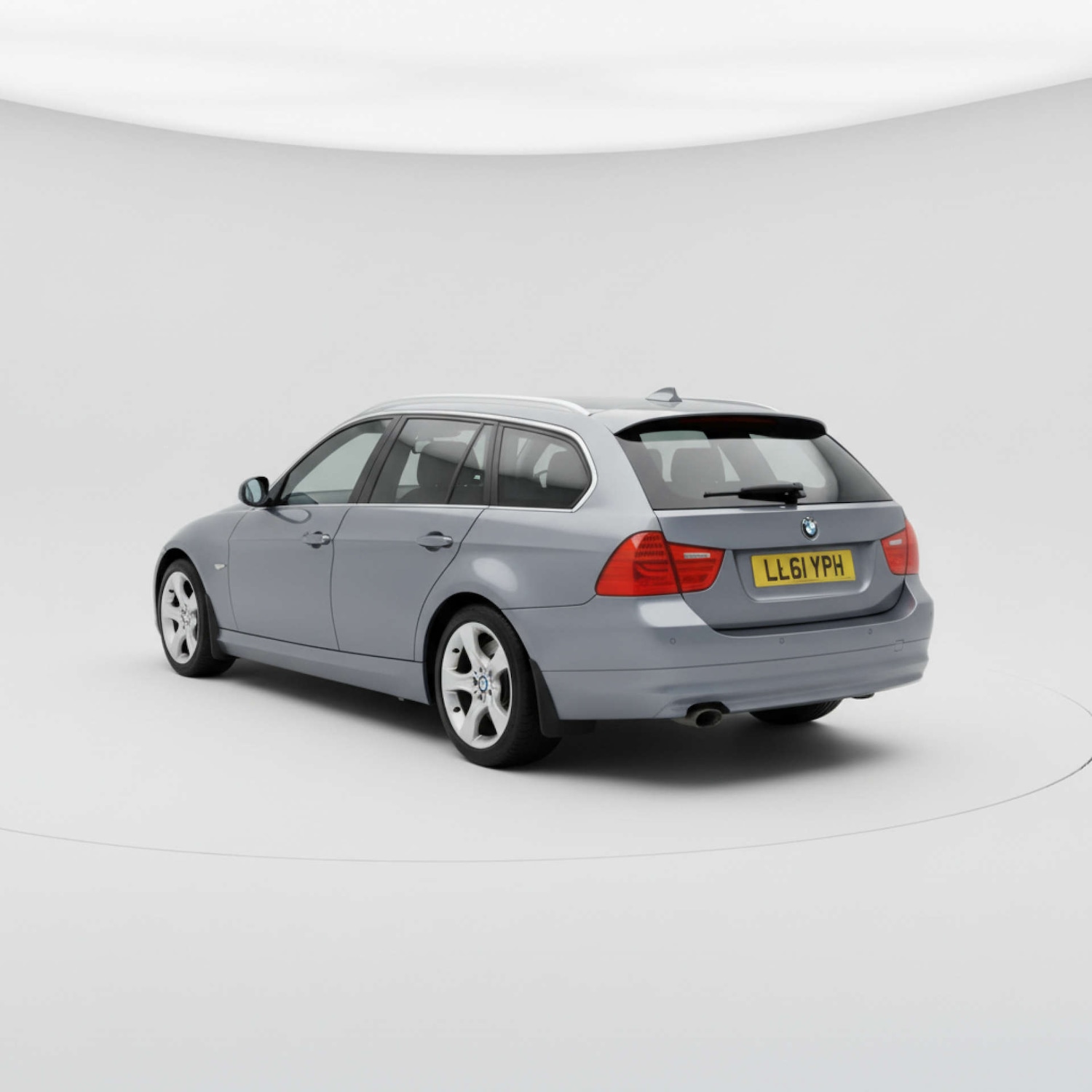 Used BMW 3 Series 2011 for sale - 77759646: Photo 3