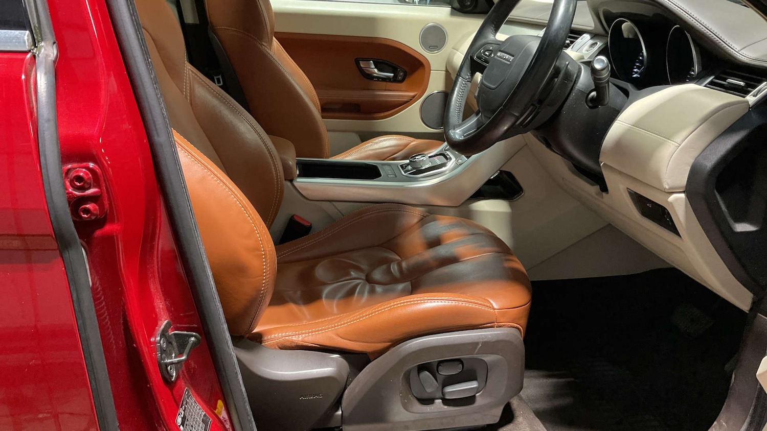 Used Land Rover Range Rover Evoque 2013 for sale - 77640525: Photo 2