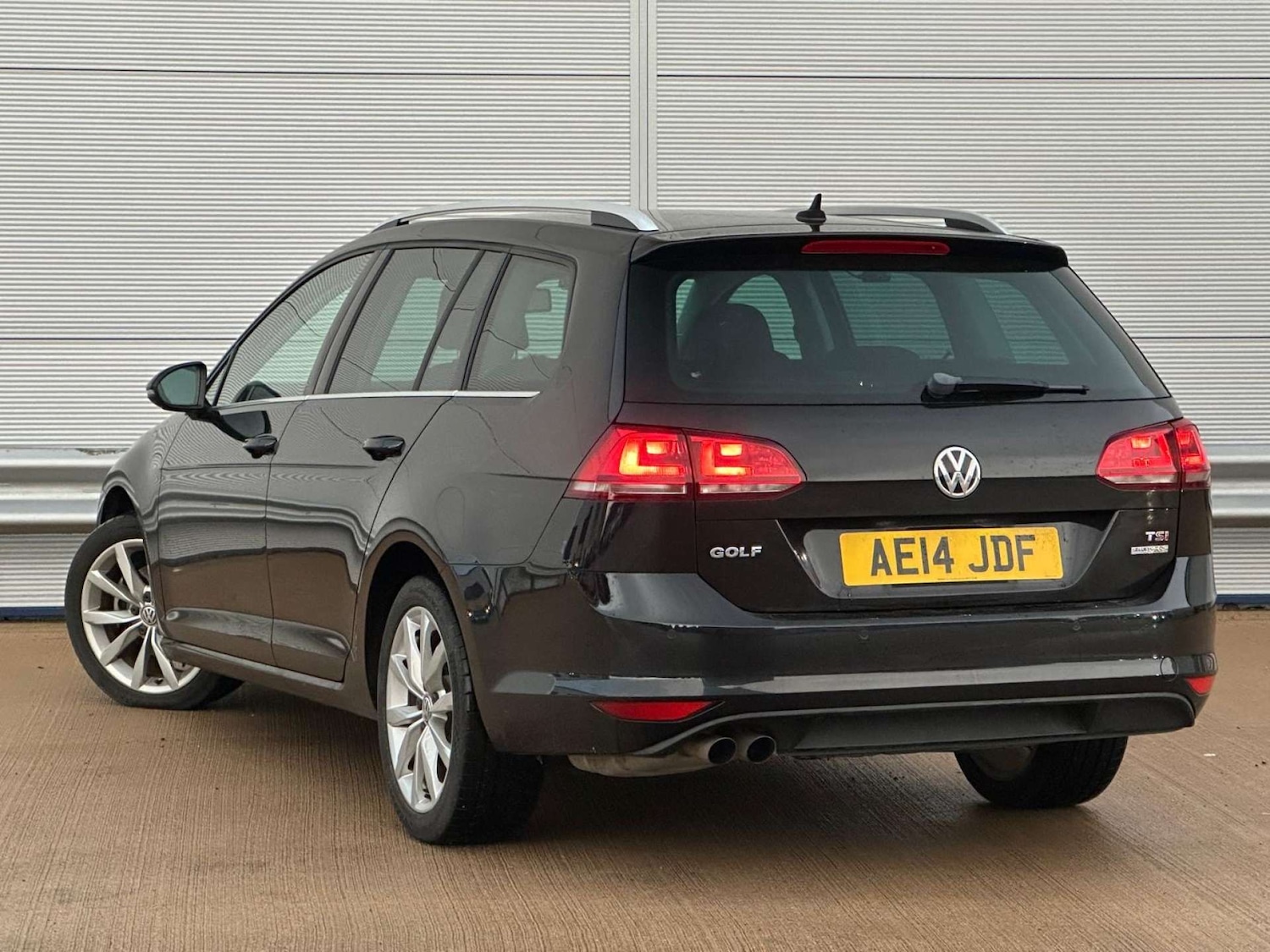 Used Volkswagen Golf 2025 for sale - 76720244: Photo 3