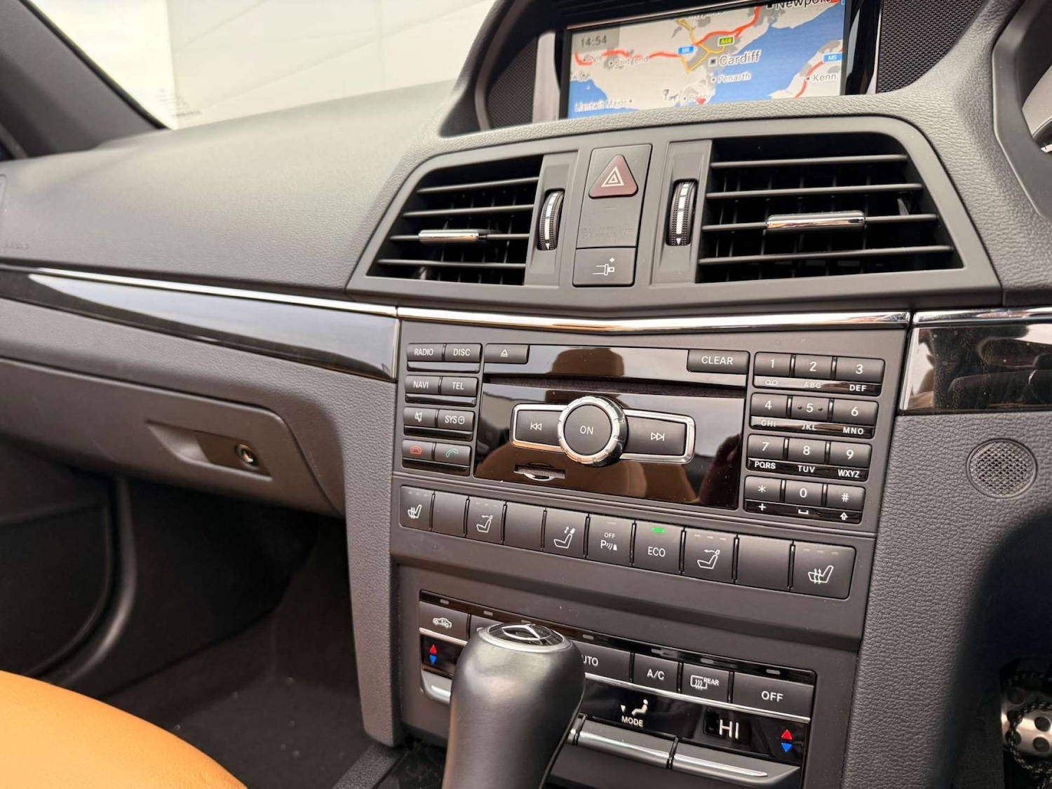 Used Mercedes-Benz E Class 2012 for sale - 77445646: Photo 44