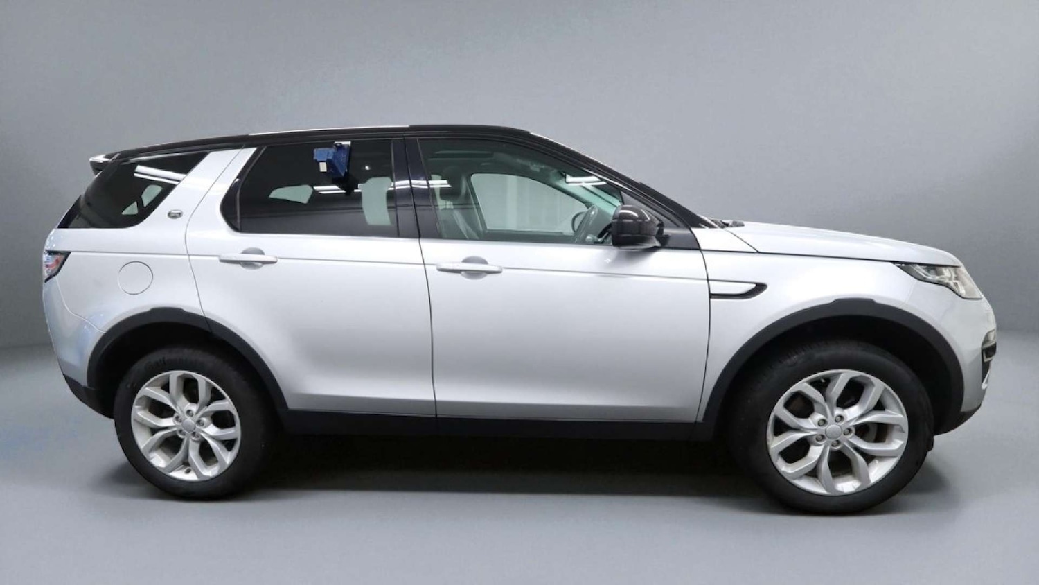 Used Land Rover Discovery Sport 2018 for sale - 76720217: Photo 10