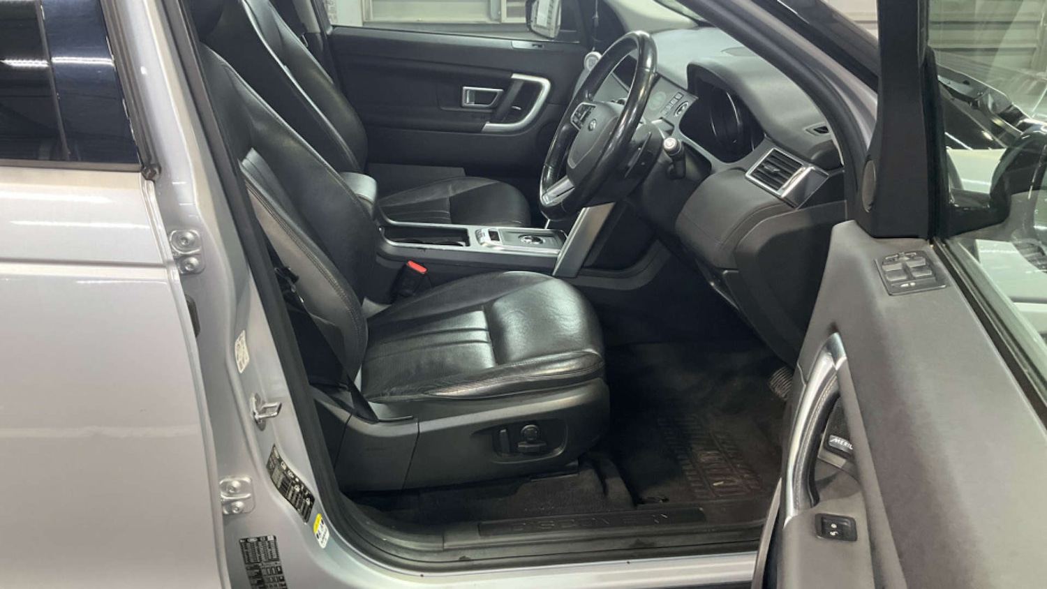 Used Land Rover Discovery Sport 2018 for sale - 76720217: Photo 8