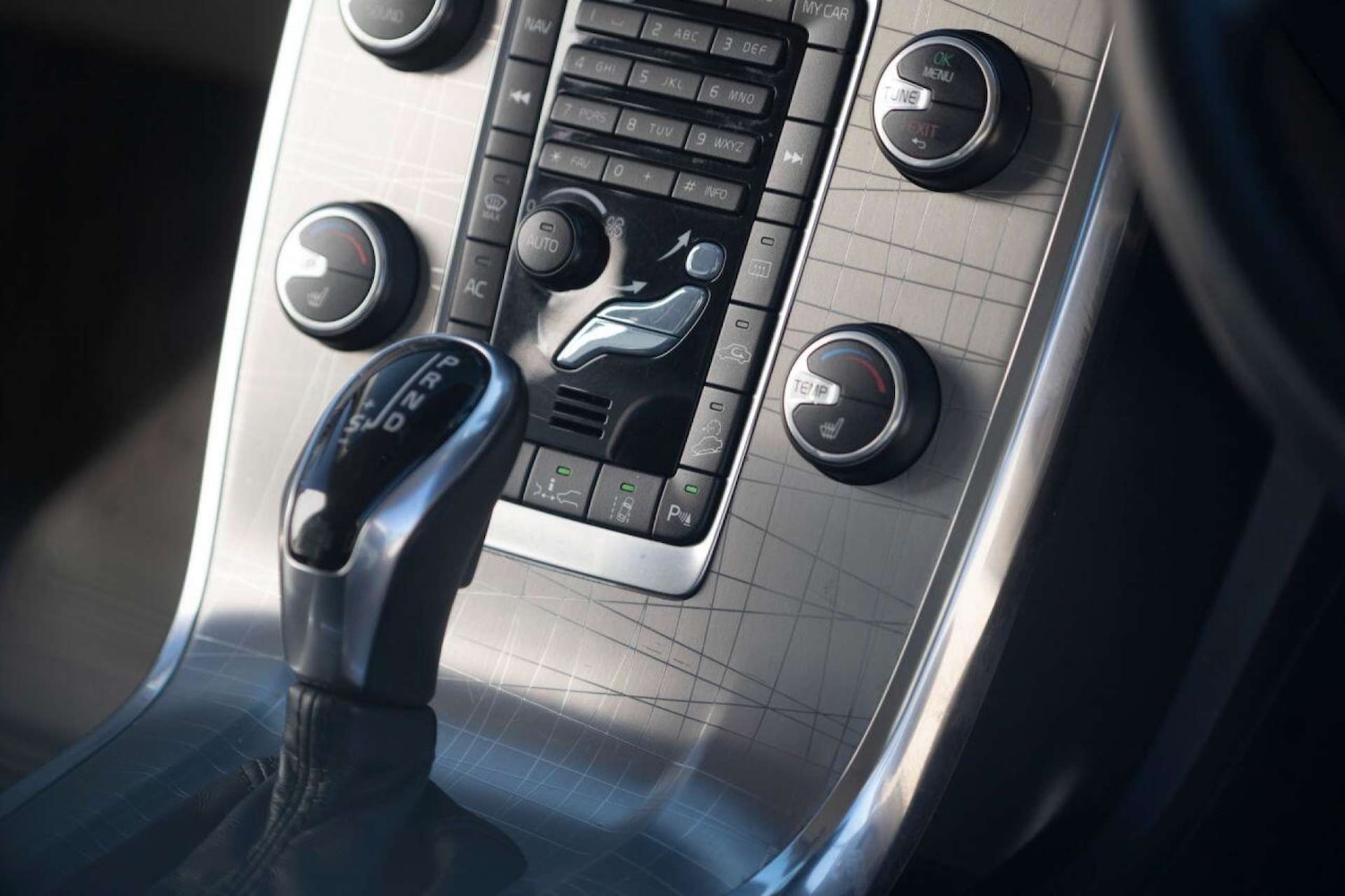 Used Volvo XC70 2014 for sale - 76720223: Photo 30