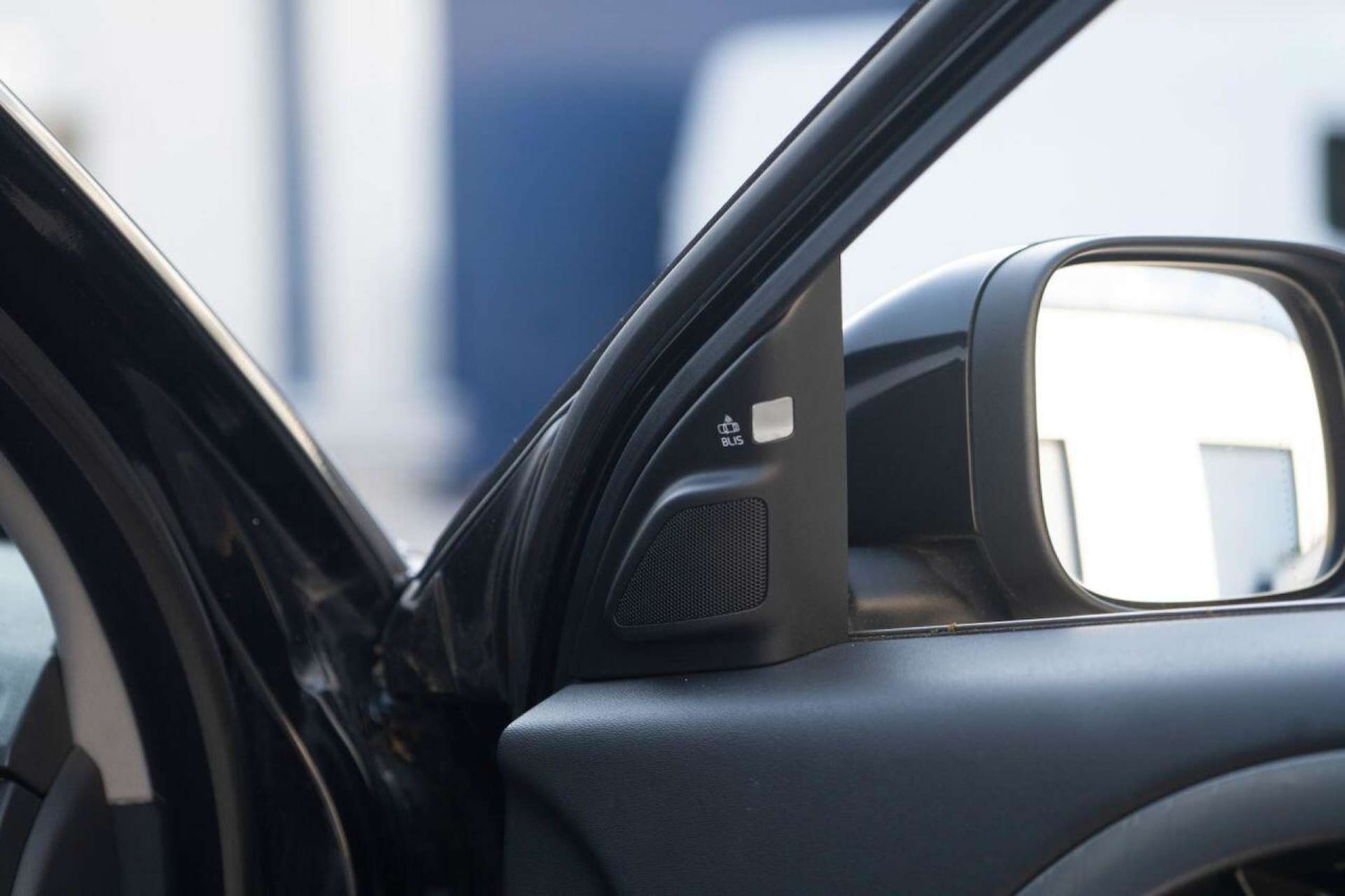 Used Volvo XC70 2014 for sale - 76720223: Photo 32